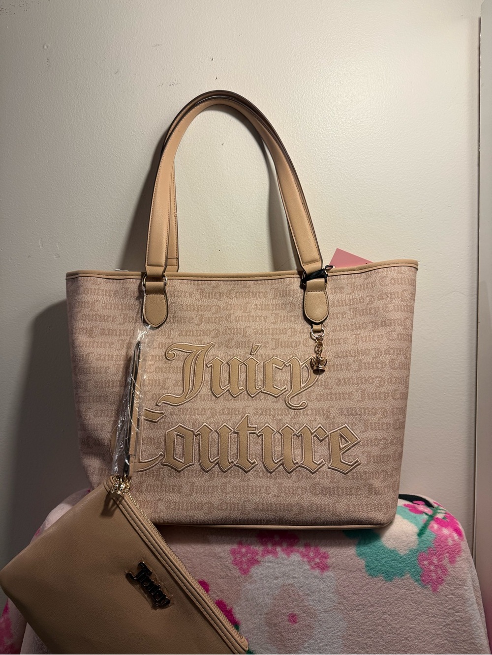 Juicy Couture Lets Go Girls Tote Bag and make up bag